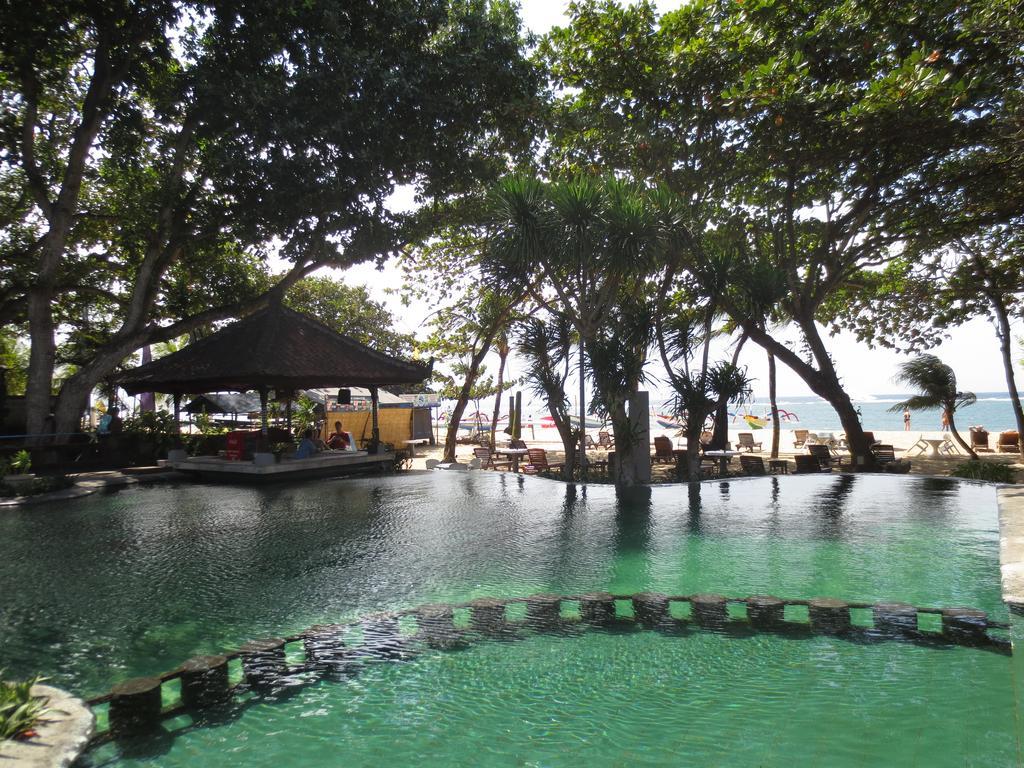 Besakih Beach Hotel Sanur  Exterior photo